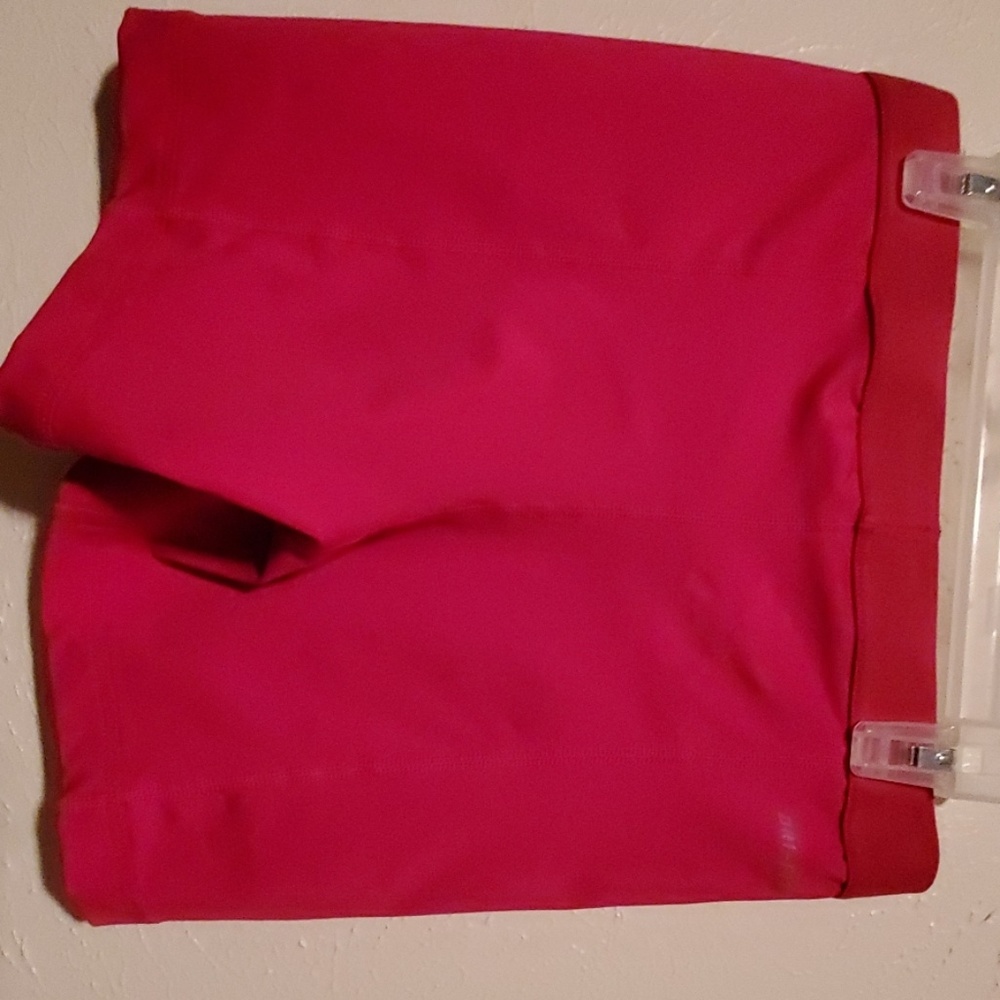 Exercise shorts - Picture 2 of 2